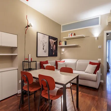Guesthost - Il Nido Nella Corte - Lovely Flat X3 Bergamo