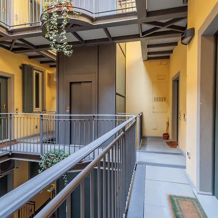 Guesthost - Il Nido Nella Corte - Lovely Flat X3